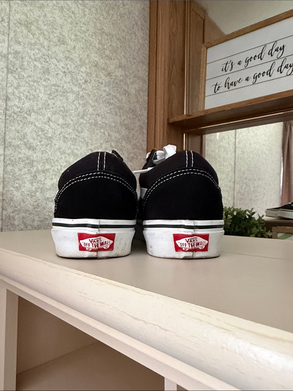 Vans Black & White Old Skool Low-Top Sneakers Size 7 - Picture 5 of 8